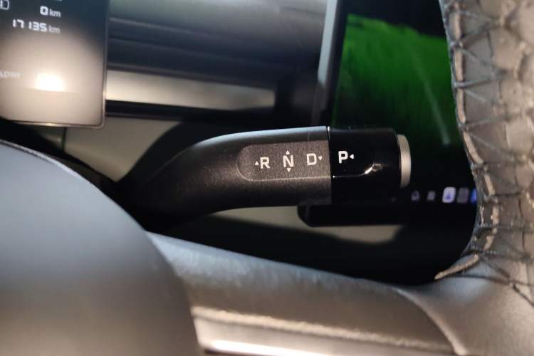 Used Roewe D6 2025 520km Smart Enjoyment Version Gear Lever