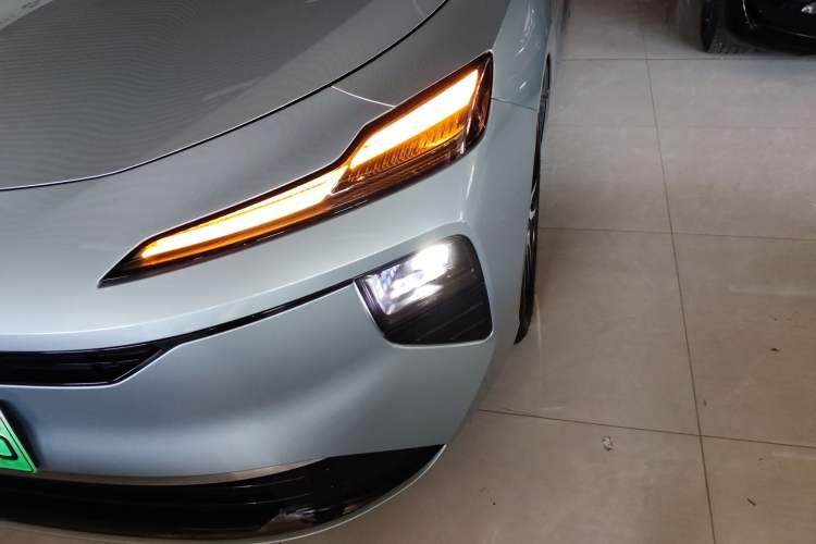 Used Roewe D6 2025 520km Smart Enjoyment Version Left Front Headlight