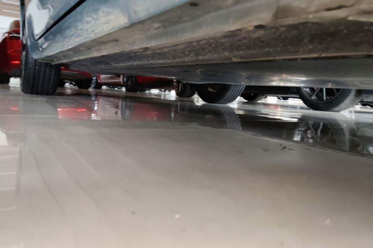 Used Roewe D6 2025 520km Smart Enjoyment Version Right Side Sill