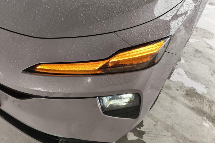 Used Roewe D6 2025 450km Deluxe Edition Left Front Headlight