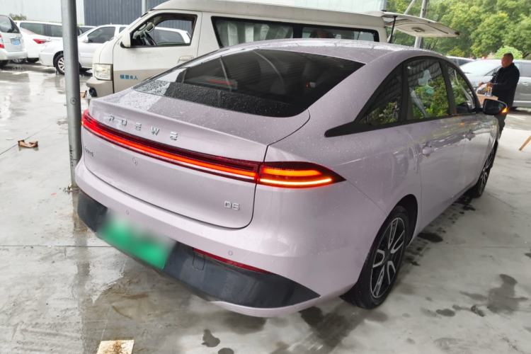 Used Roewe D6 2025 450km Deluxe Edition Rear Right 45 Deg