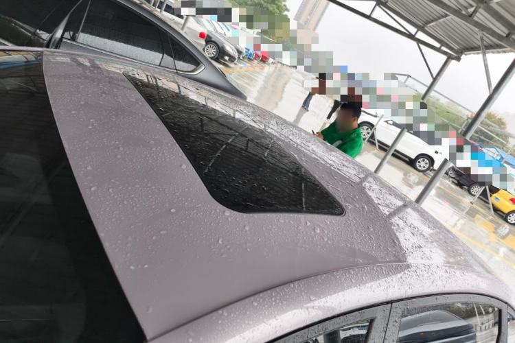 Used Roewe D6 2025 450km Deluxe Edition Roof