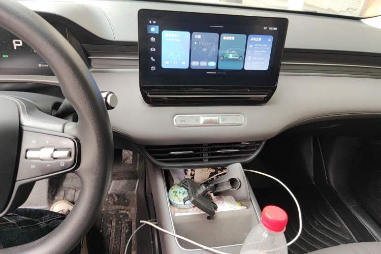 Used Roewe D6 2025 450 km Premium Edition Audio And AC Panel