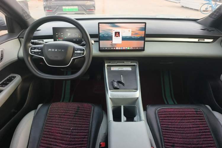 Used Roewe D6 2025 450km Deluxe Edition Center Console