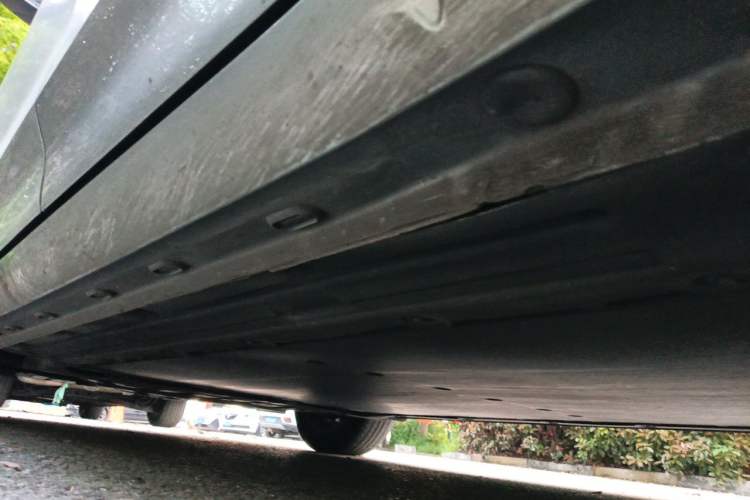 Used Roewe D6 2025 450 km Premium Edition Chassis Rear Left