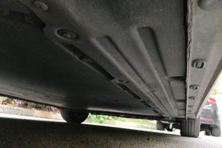 Used Roewe D6 2025 450 km Premium Edition Chassis Rear Right