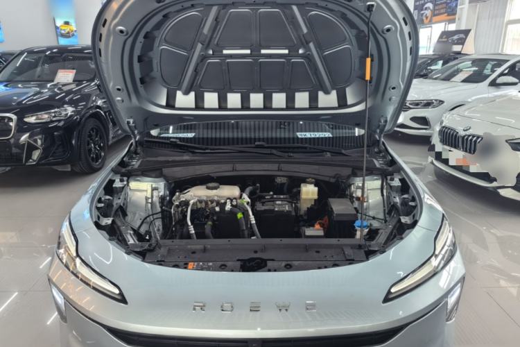 Used Roewe D6 2025 450 km Premium Edition Engine Bay