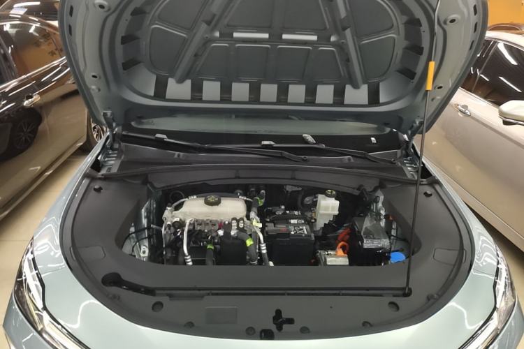 Used Roewe D6 2025 450km Deluxe Edition Engine Bay