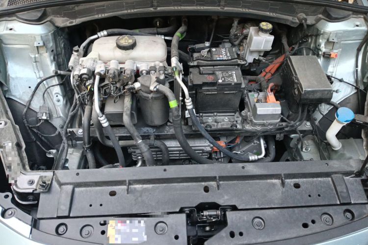 Used Roewe D6 2025 450 km Premium Edition Engine Bay