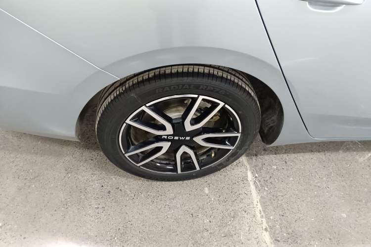 Used Roewe D6 2025 520km Smart Enjoyment Version Exterior 3