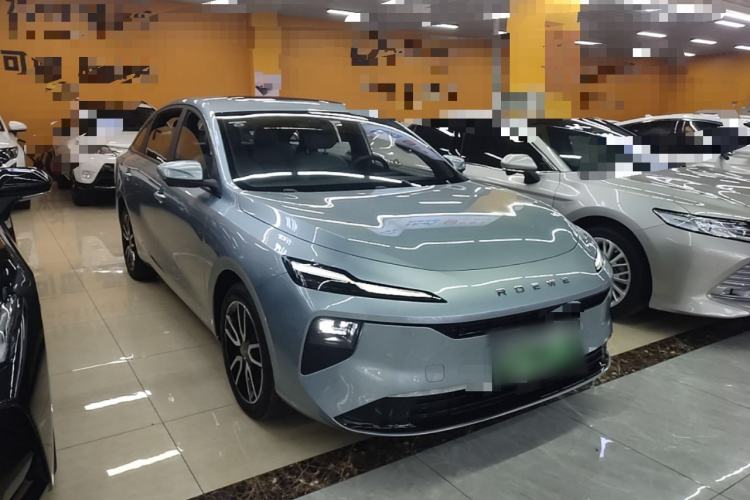 Used Roewe D6 2025 450km Deluxe Edition Front Right 45 Deg