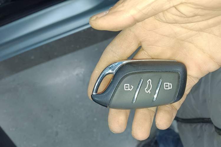 Used Roewe D6 2025 520km Smart Enjoyment Version Interior 1