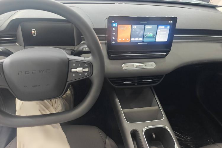 Used Roewe D6 2025 450 km Premium Edition Interior 1