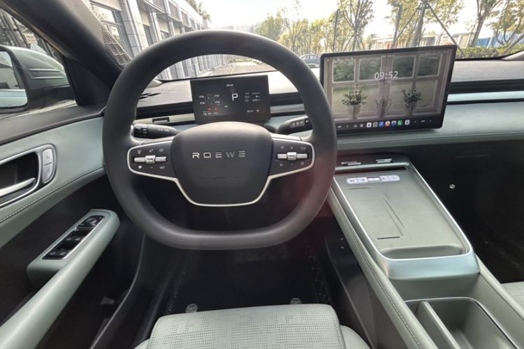 Used Roewe D6 2025 520km Smart Enjoyment Version Interior 2