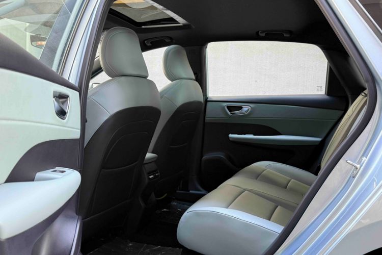 Used Roewe D6 2025 450km Deluxe Edition Interior 2