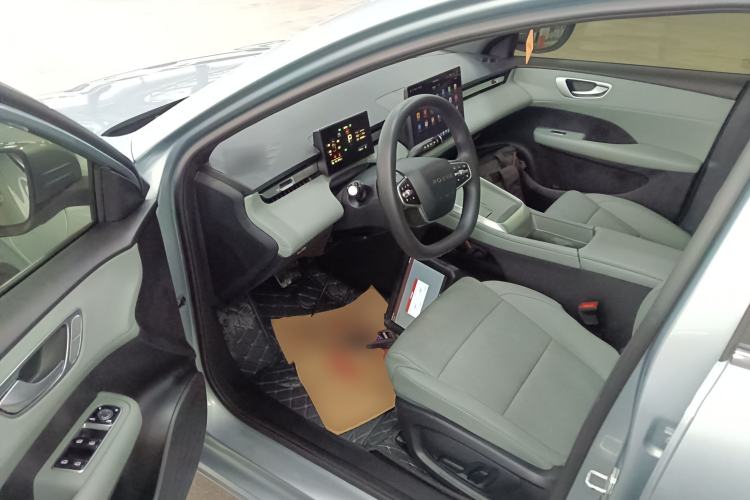 Used Roewe D6 2025 520km Smart Enjoyment Version Interior 2