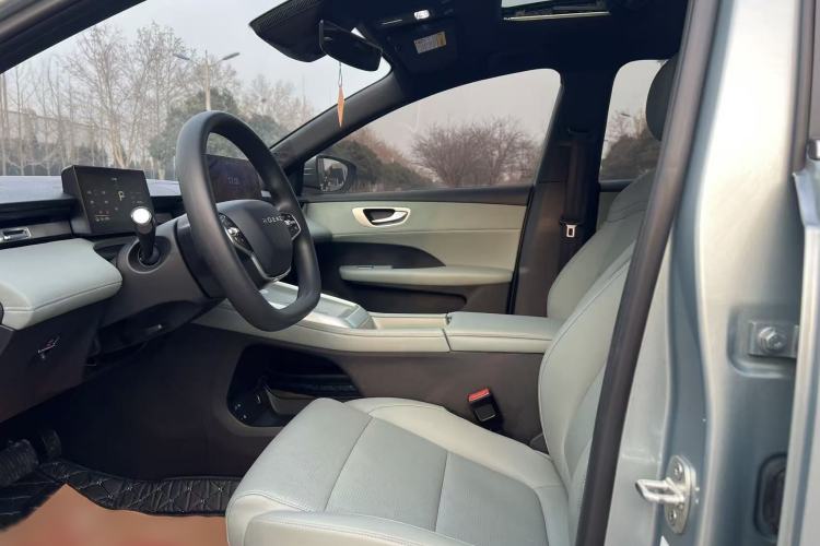 Used Roewe D6 2025 520km Smart Enjoyment Version Interior 4