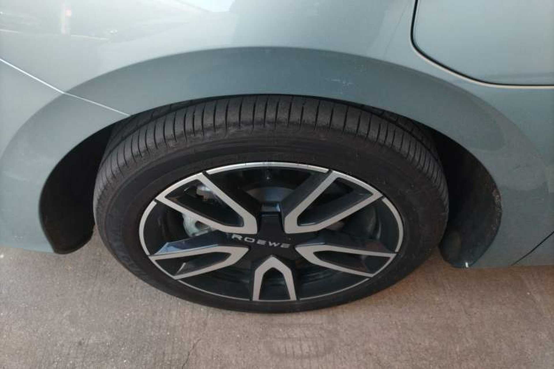 Used Roewe D6 2025 520km Smart Enjoyment Version Left Front Wheel Hub