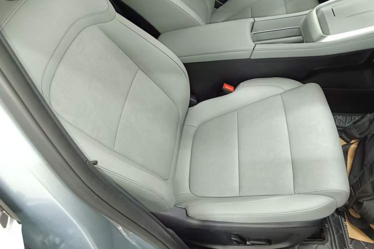 Used Roewe D6 2025 520km Smart Enjoyment Version Right Front Seat