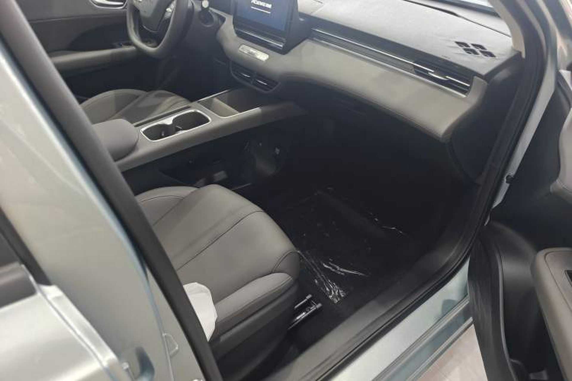 Used Roewe D6 2025 450 km Premium Edition Right Front Seat