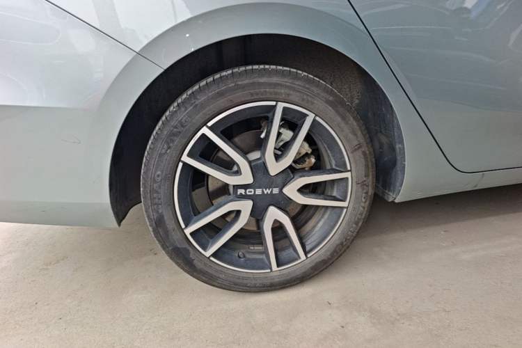 Used Roewe D6 2025 520km Smart Enjoyment Version Right Rear Wheel Hub
