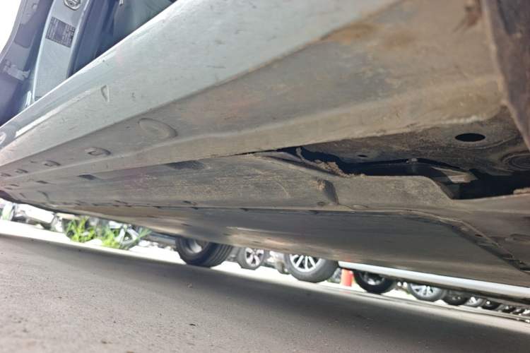 Used Roewe D6 2025 520km Smart Enjoyment Version Right Side Sill