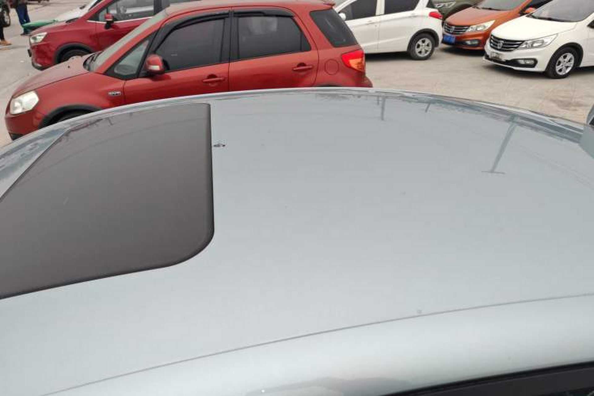 Used Roewe D6 2025 520km Smart Enjoyment Version Roof