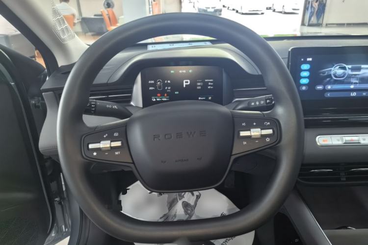 Used Roewe D6 2025 450 km Premium Edition Steering Wheel