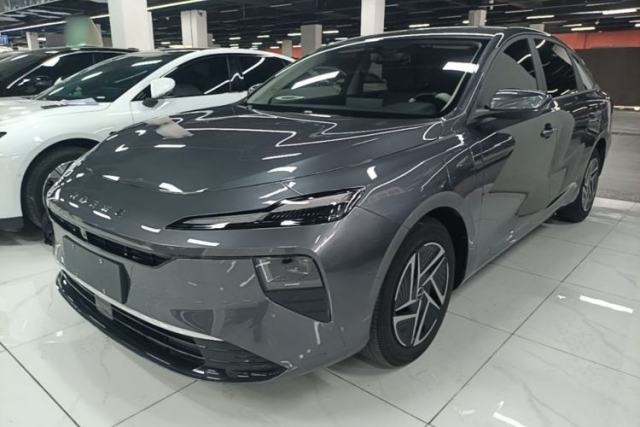 Used Roewe D6 2025 450 km Premium Edition