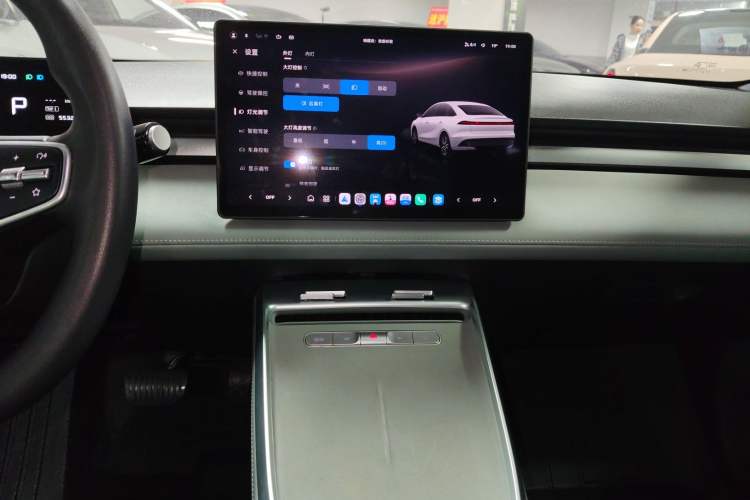 Used Roewe D6 2025 520km Luxury Edition Audio And AC Panel