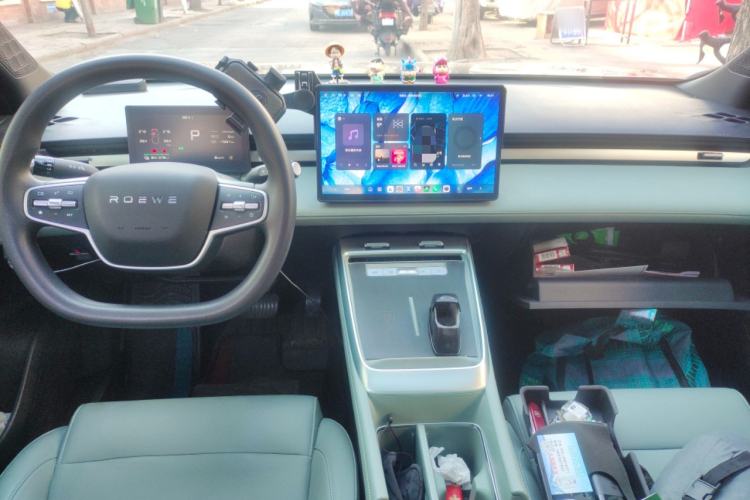 Used Roewe D6 2025 450km Deluxe Edition Center Console
