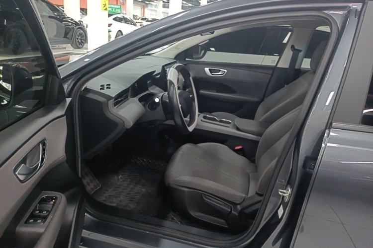 Used Roewe D6 2025 450 km Premium Edition Driver Seat