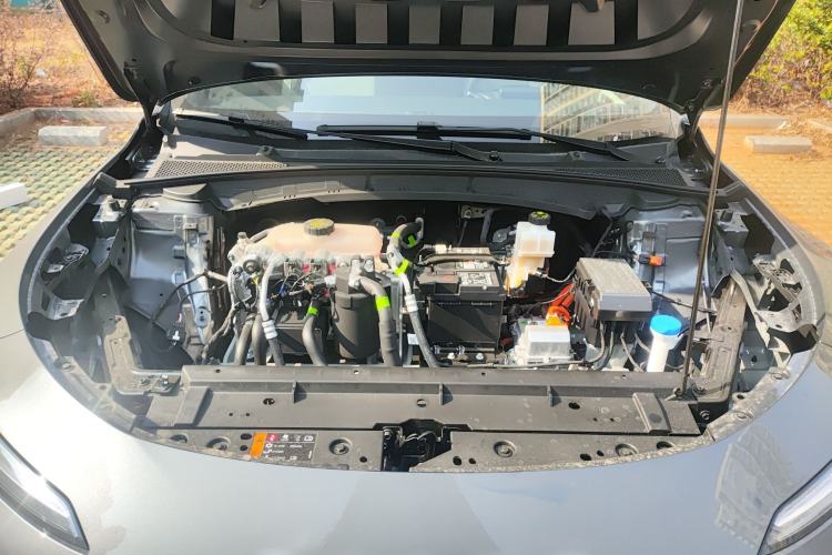Used Roewe D6 2025 520km Comfort Edition Engine Bay