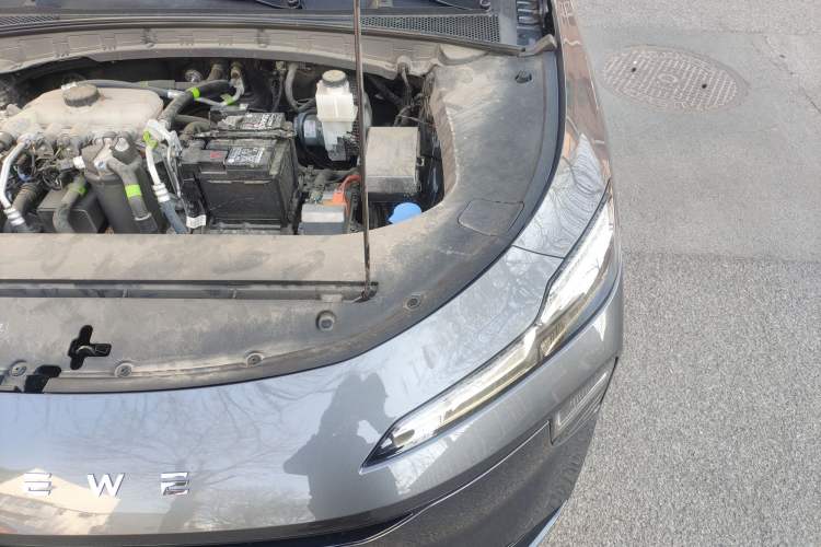 Used Roewe D6 2025 450km Deluxe Edition Engine Bay Left