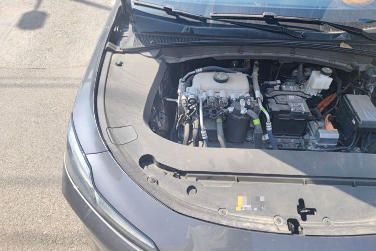 Used Roewe D6 2025 520km Luxury Edition Engine Bay Right