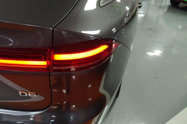 Used Roewe D6 2025 520km Luxury Edition Exterior 6