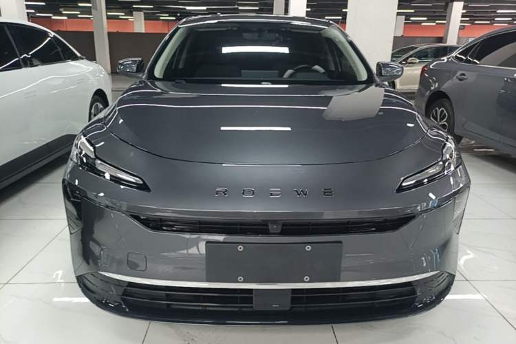 Used Roewe D6 2025 450 km Premium Edition Front