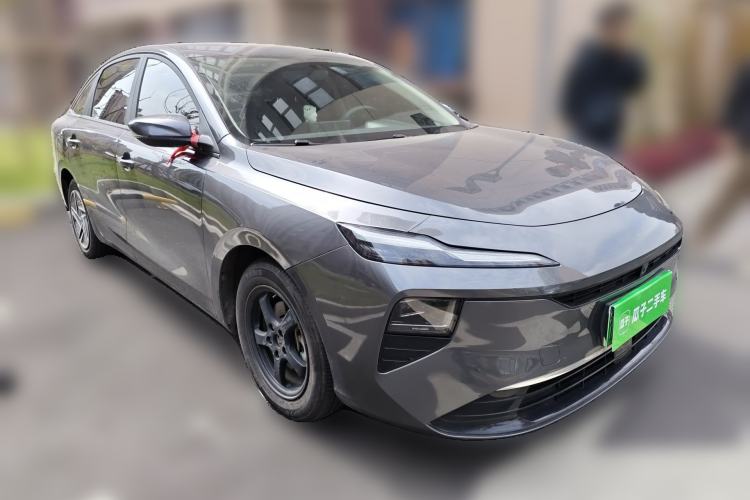 Used Roewe D6 2025 450 km Premium Edition Front Right 45 Deg