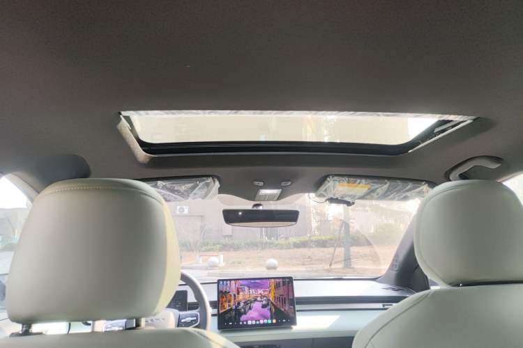 Used Roewe D6 2025 520km Comfort Edition Headliner