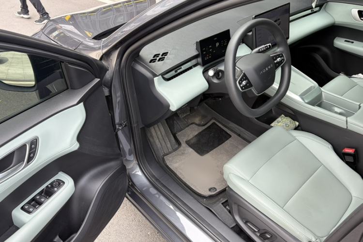 Used Roewe D6 2025 450km Deluxe Edition Interior 1