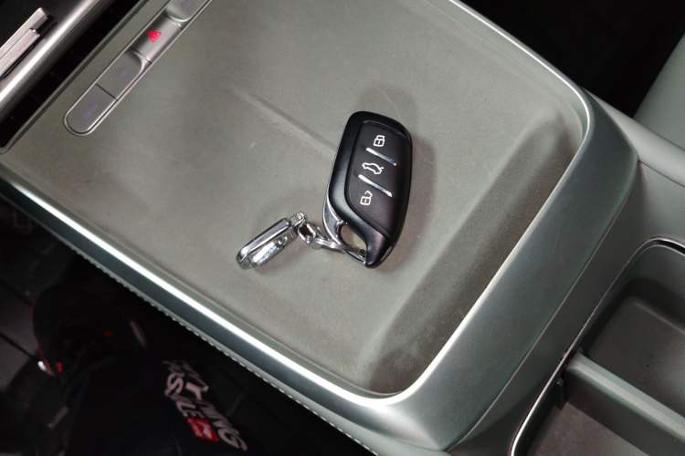 Used Roewe D6 2025 520km Luxury Edition Interior 1