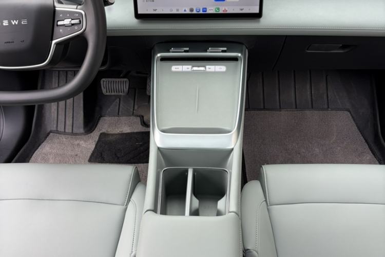 Used Roewe D6 2025 450km Deluxe Edition Interior 3