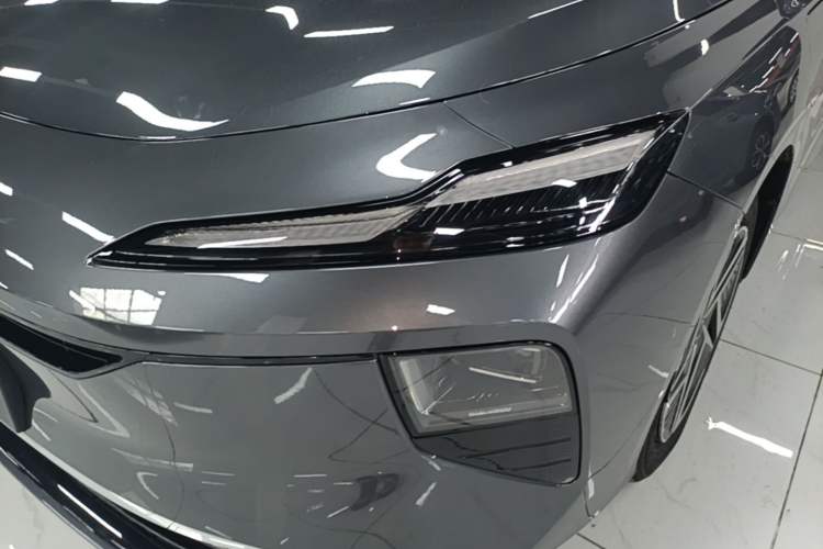 Used Roewe D6 2025 450 km Premium Edition Left Front Headlight