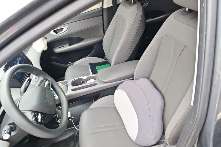 Used Roewe D6 2025 450 km Premium Edition Left Front Seat