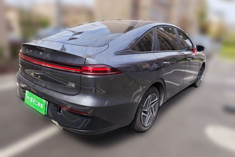 Used Roewe D6 2025 450 km Premium Edition Rear Right 45 Deg