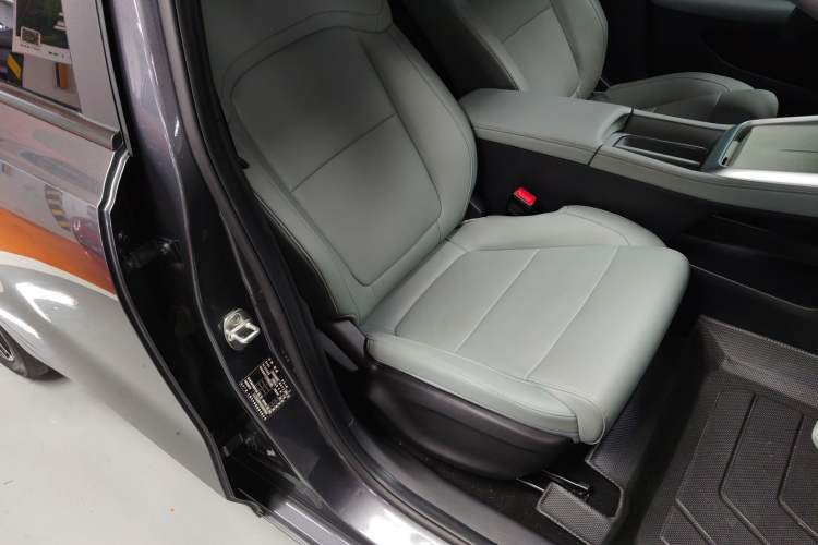 Used Roewe D6 2025 520km Luxury Edition Right Front Seat