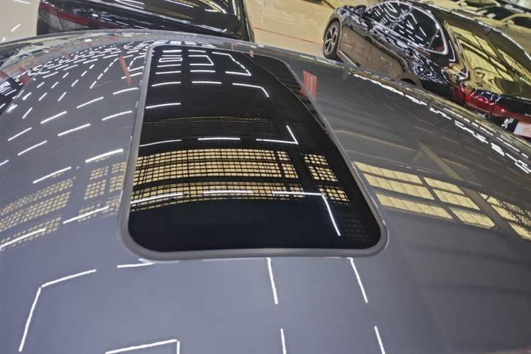 Used Roewe D6 2025 520km Luxury Edition Roof
