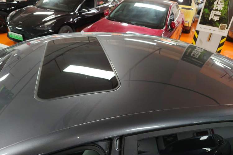 Used Roewe D6 2025 520km Luxury Edition Roof