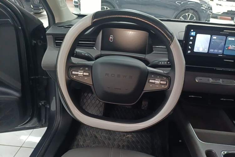 Used Roewe D6 2025 450 km Premium Edition Steering Wheel