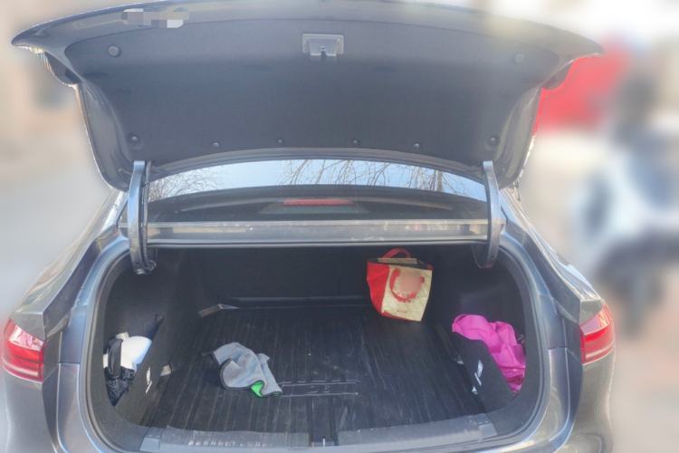 Used Roewe D6 2025 450km Deluxe Edition Trunk